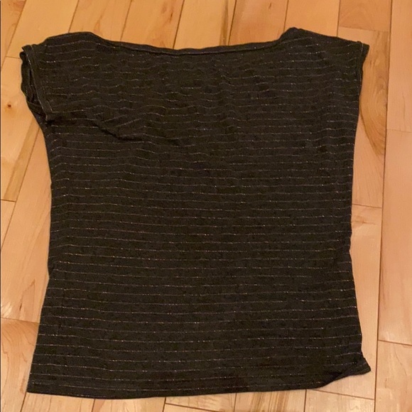 Small t-shirt - Picture 4 of 4